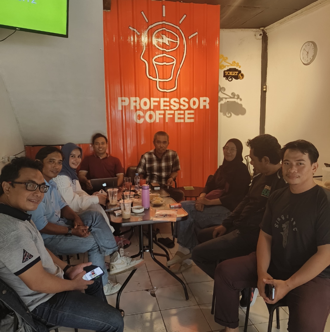 RAPAT PERSIAPAN REUNI AKBAR 3 DEKADE ALUMNI SMAN 16 MAKASSAR