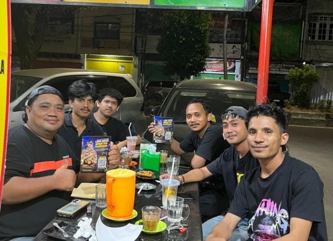 KETUA DPK KNPI BONTOALA (POJOK KANAN BELAKANG) MUH. RUSTAM